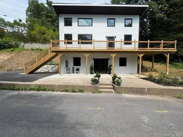 33 Valley Street, Saugerties, NY 12477
