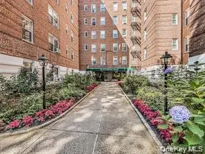 247 Parkview Avenue #6P, Bronxville, NY 10708 - #1