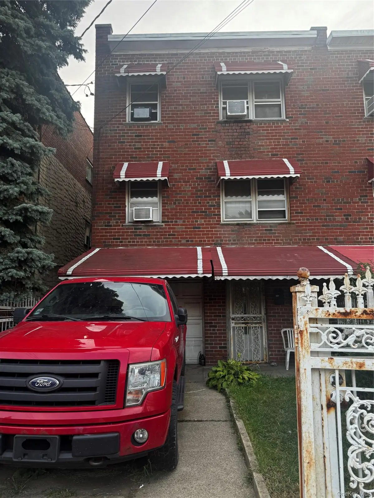 3227 Lurting Avenue, Bronx, NY 10469 - #1
