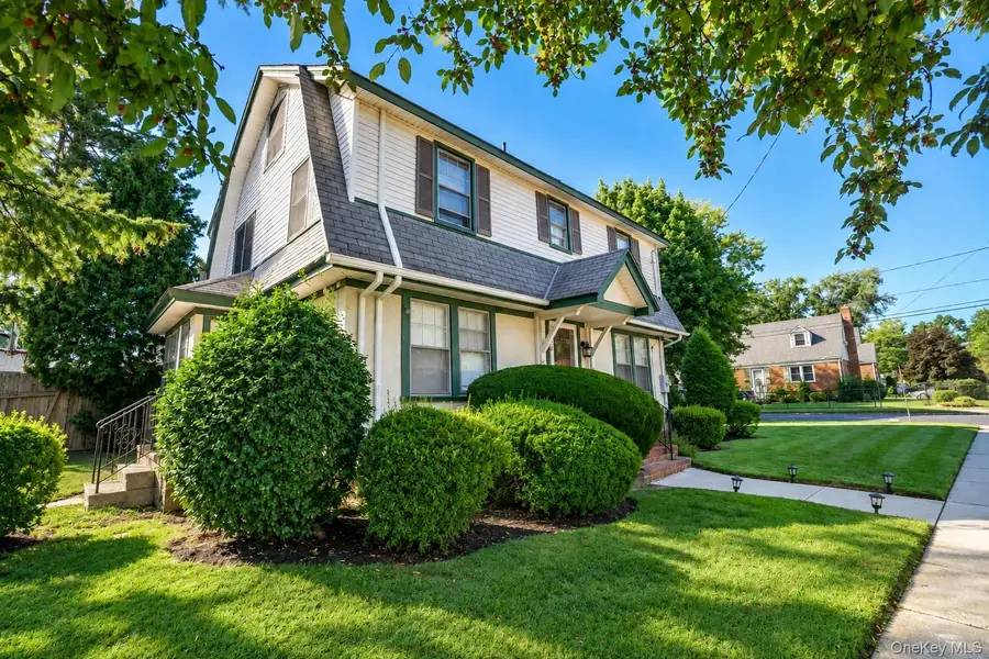 676 6th Avenue, New Hyde Park, NY 11040 - #3