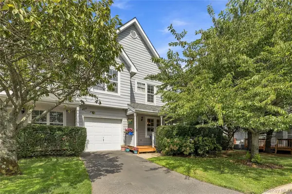 77 Sunburst Terrace, Central Islip, NY 11722