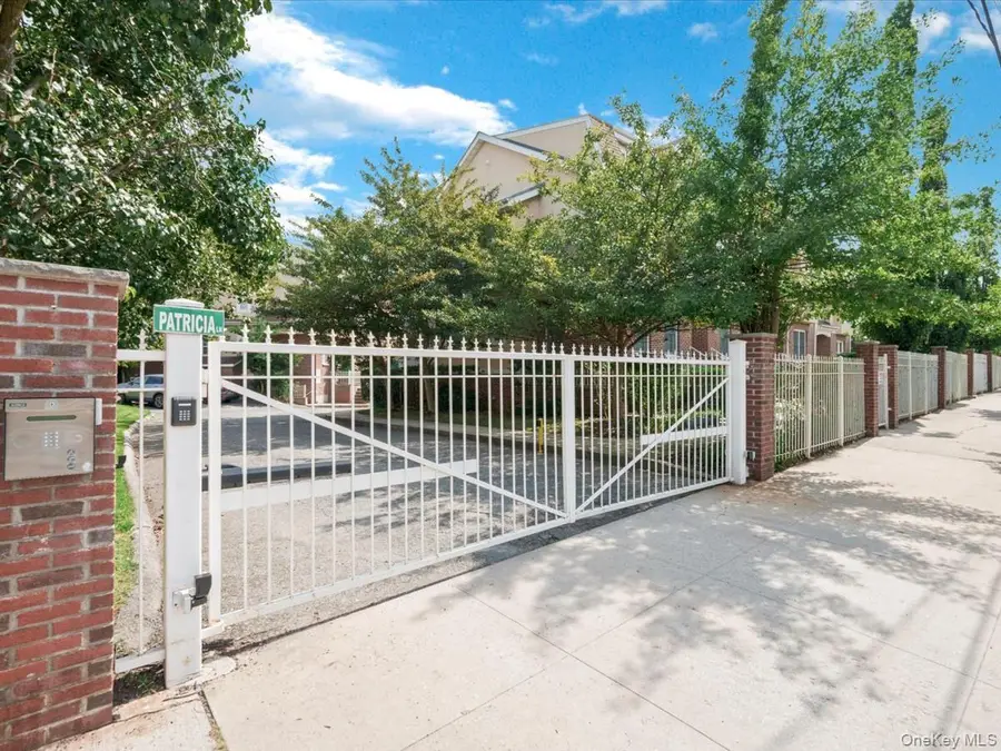 1 Patricia Lane #305, Bronx, NY 10465 - #2
