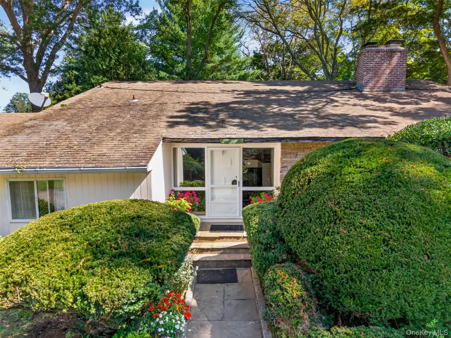 2495 Cedar Swamp Road, Glen Head, NY 11545 - #3