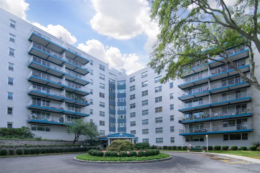 499 N. Broadway #2J, White Plains, NY 10603 - #2