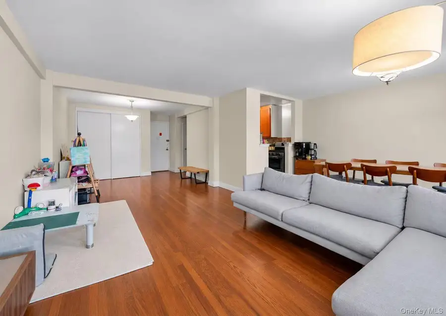 241-20 Northern Blvd #6K, Douglaston, NY 11362 - #3