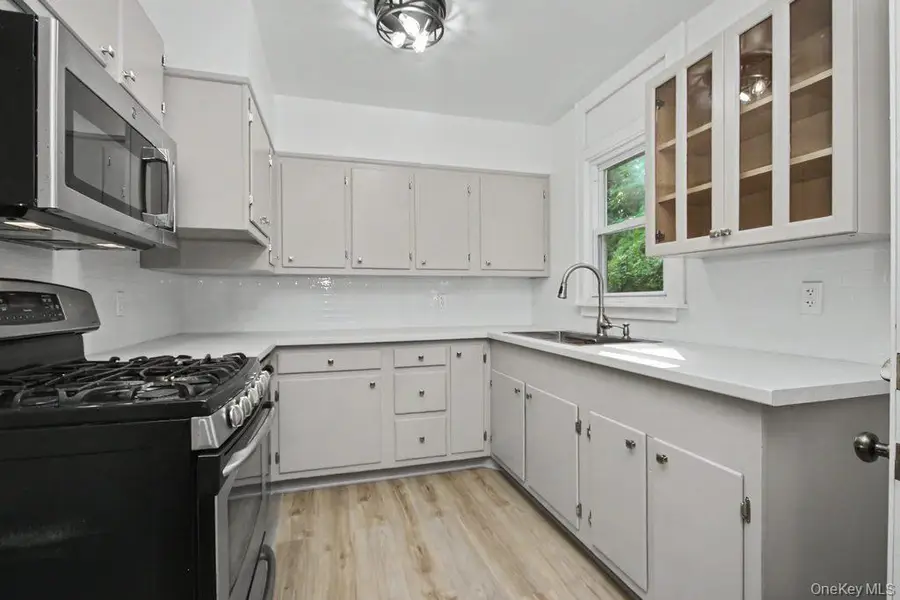 81 Snowden Avenue, Ossining, NY 10562 - #3
