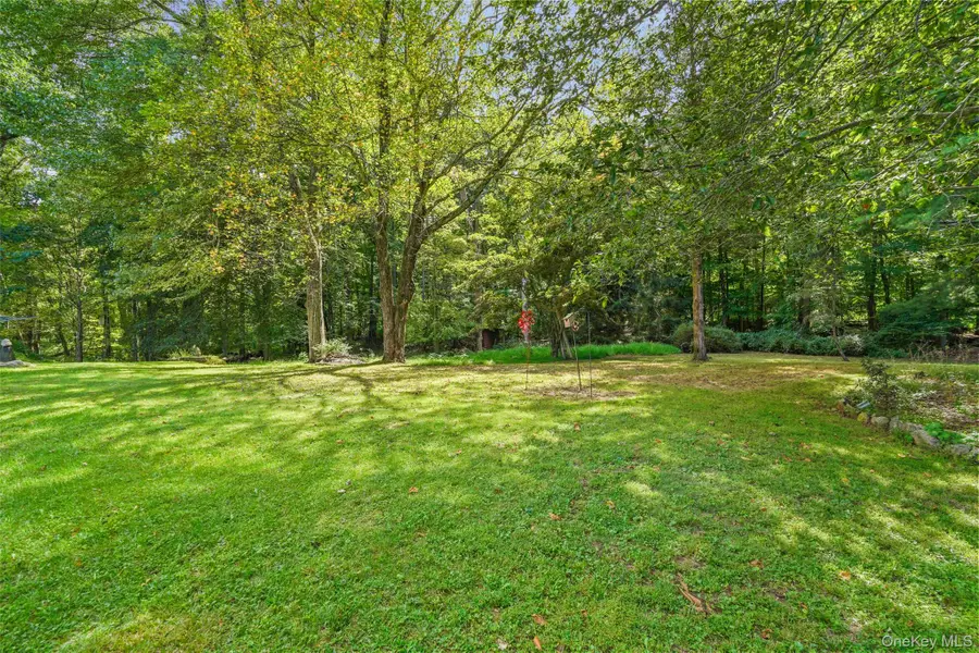 28 S Bedford Road, Pound Ridge, NY 10576 - #3