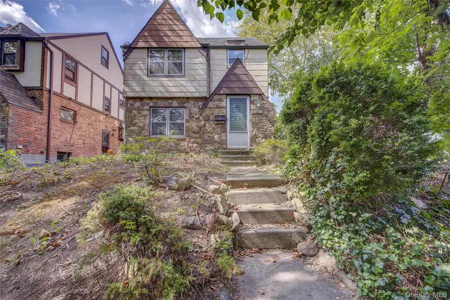 50-02 245th Street, Douglaston, NY 11362 - #2
