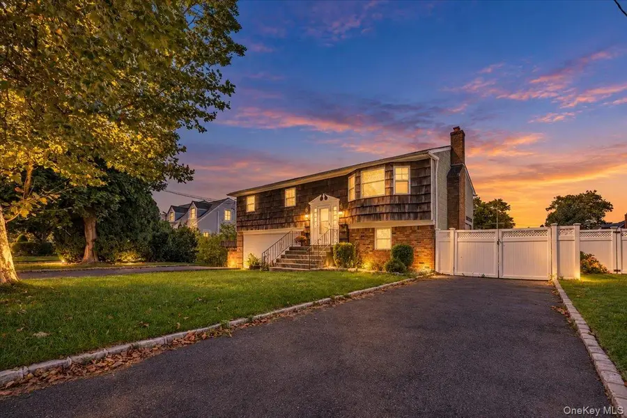 5 Central Avenue, Amityville, NY 11701 - #2