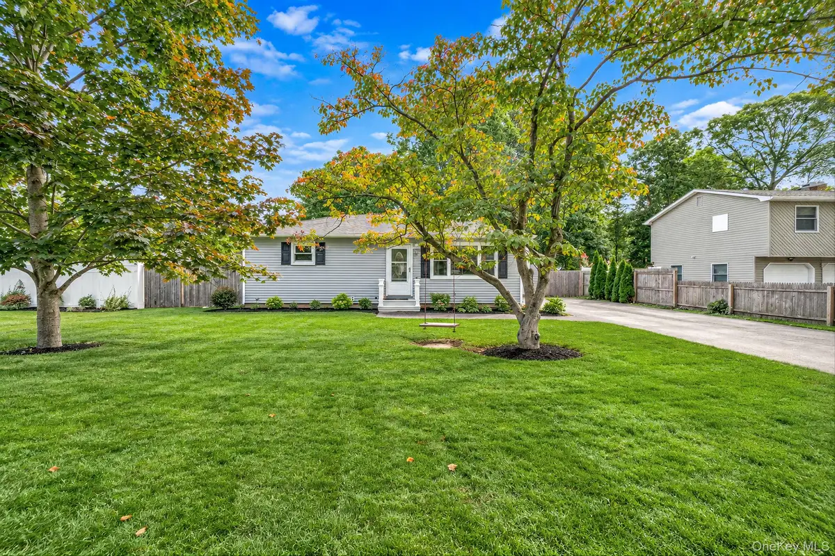 33 Pine Cone Street, Middle Island, NY 11953 - #1