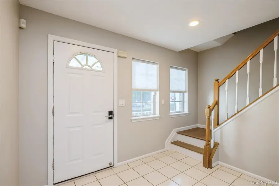 3 Plantation Drive, Hauppauge, NY 11788 - #3