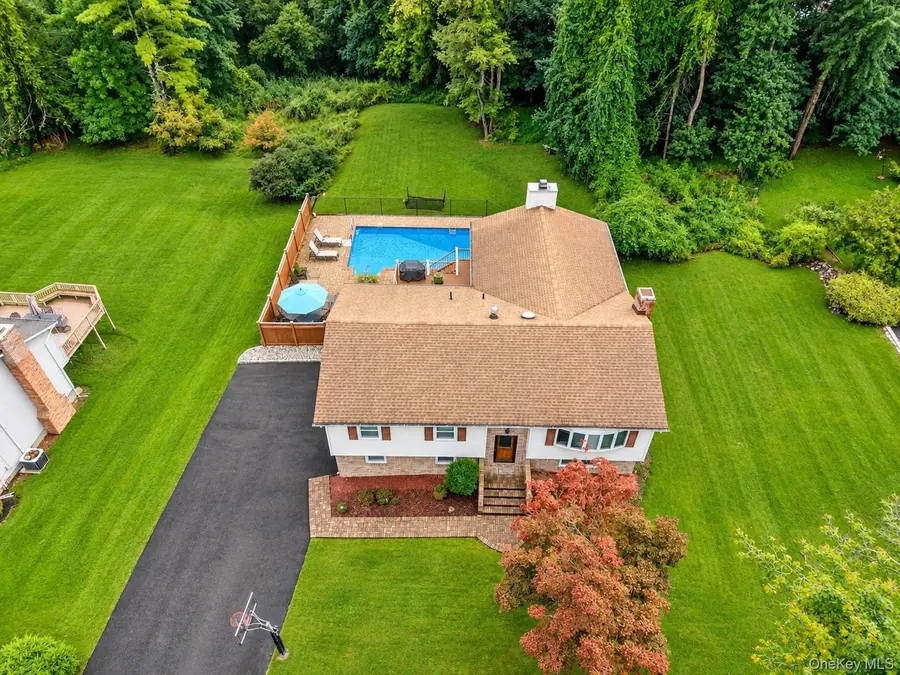 3 Five Oaks Lane, Valley Cottage, NY 10989 - #2