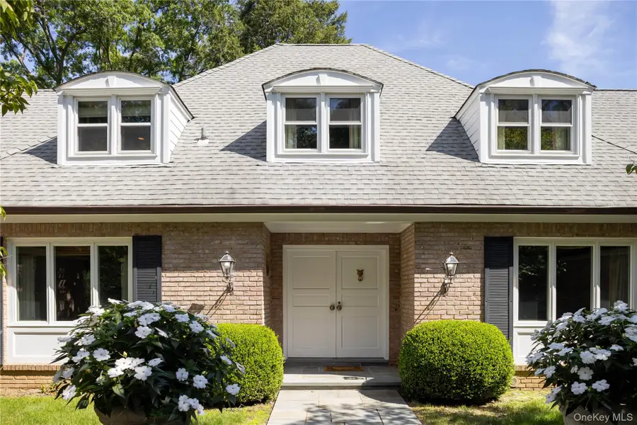 217 Feeks Lane, Locust Valley, NY 11560 - #2