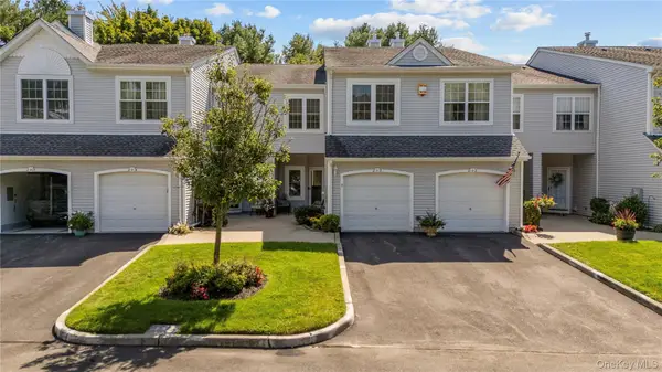 203 Windward Court N, Port Jefferson, NY 11777