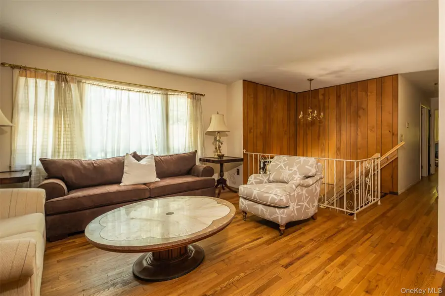 35 Partridge Drive, Sag Harbor, NY 11963 - #3