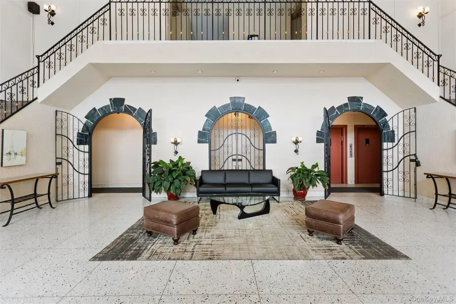 370 W Broadway #2A, Long Beach, NY 11561 - #3