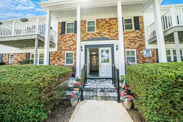 260 Waverly Avenue #72, Patchogue, NY 11772