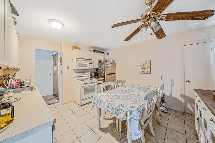 260 Waverly Avenue #72, Patchogue, NY 11772 - #3