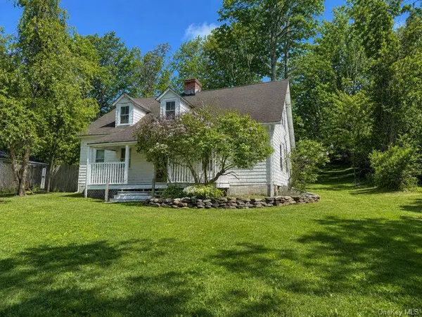 47 Route 25a, Smithtown, NY 11787