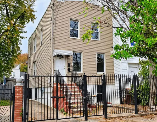 212 Bradford Street, Brooklyn, NY 11207