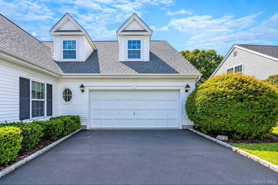 90 Golden Spruce Drive, Calverton, NY 11933 - #3