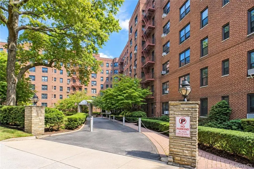 84-01 Main Street #429, Briarwood, NY 11435 - #1