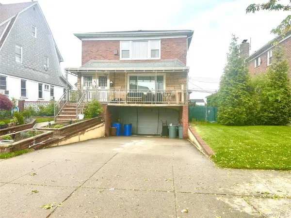 5835 229th Street, Oakland Gardens, NY 11364