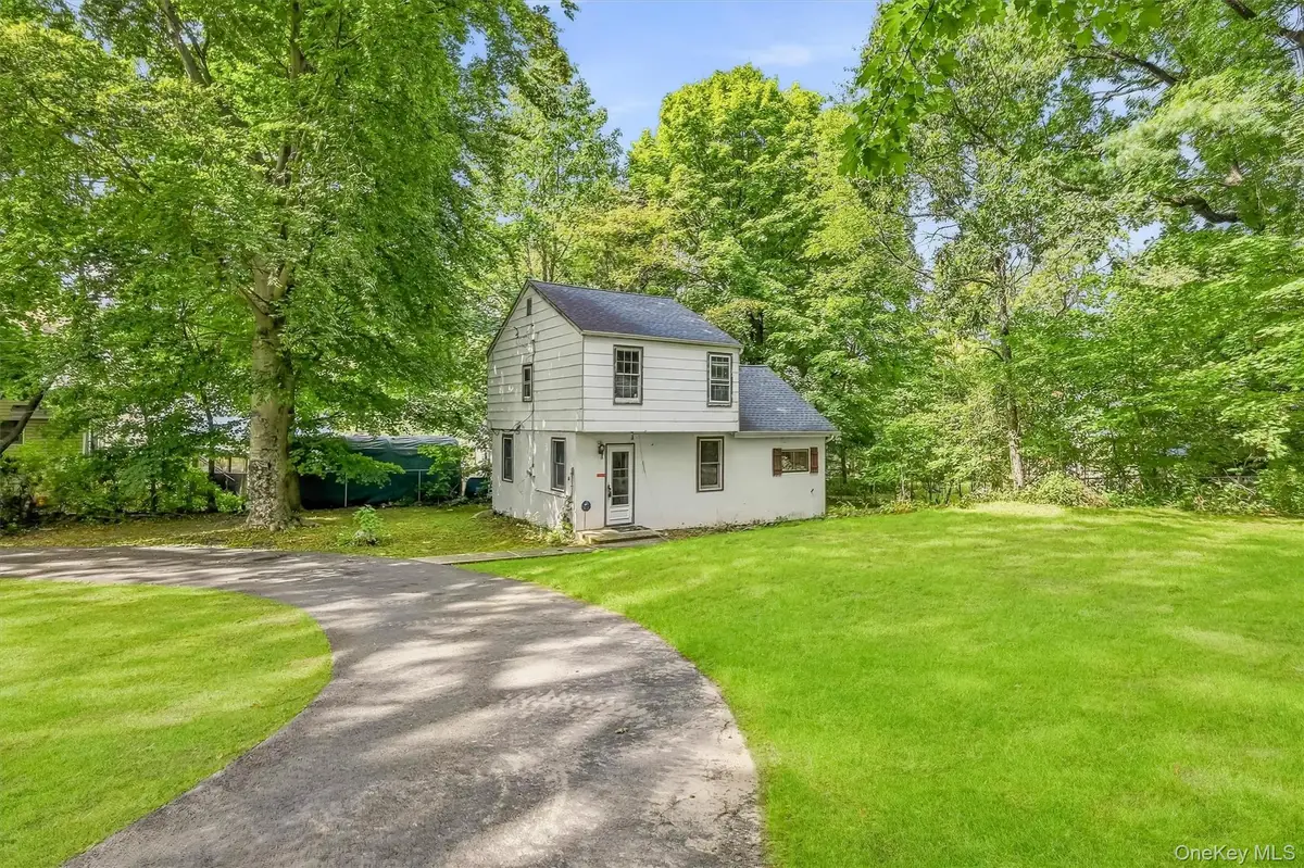 16 Cottage Avenue, Nanuet, NY 10954 - #1