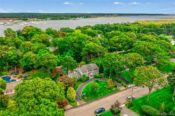81 Widgeon Court, Great River, NY 11739