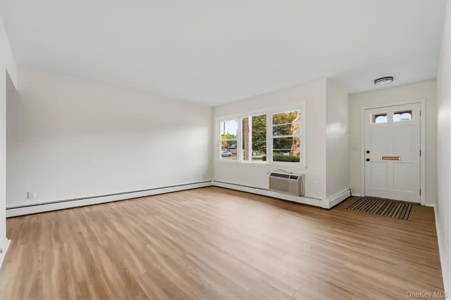 2710 South Road #A5, Poughkeepsie, NY 12601 - #3