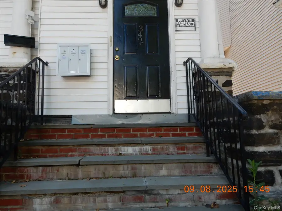 342 S 2nd Avenue, Mount Vernon, NY 10550 - #2