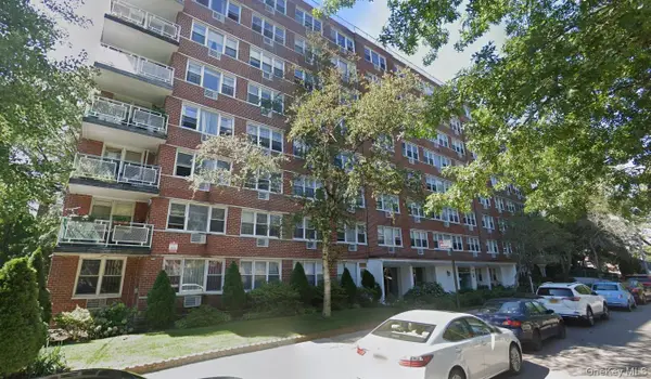 172-70 Highland Avenue #9F, Jamaica Estates, NY 11432