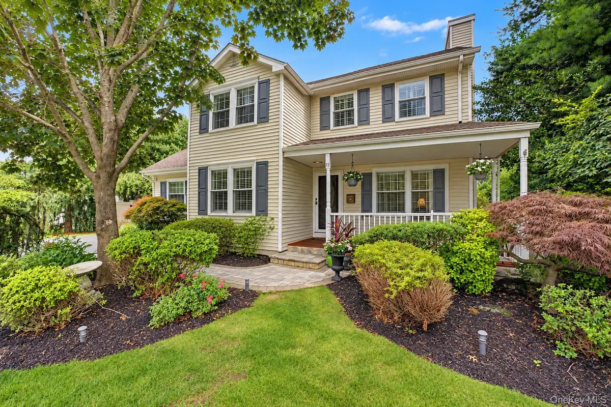 15 Winnecomac Circle, Kings Park, NY 11754 - #1
