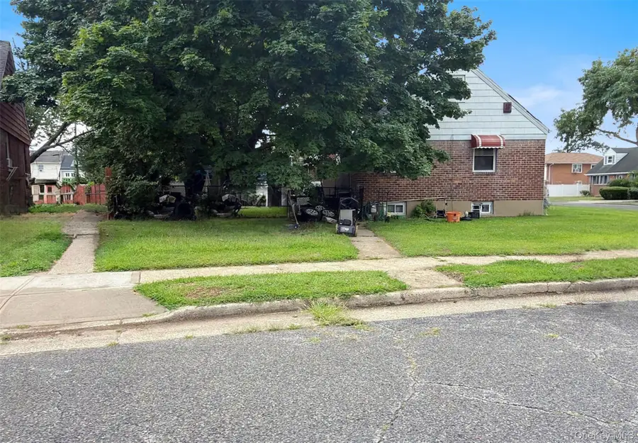89 Chase Street, Hempstead, NY 11550 - #3