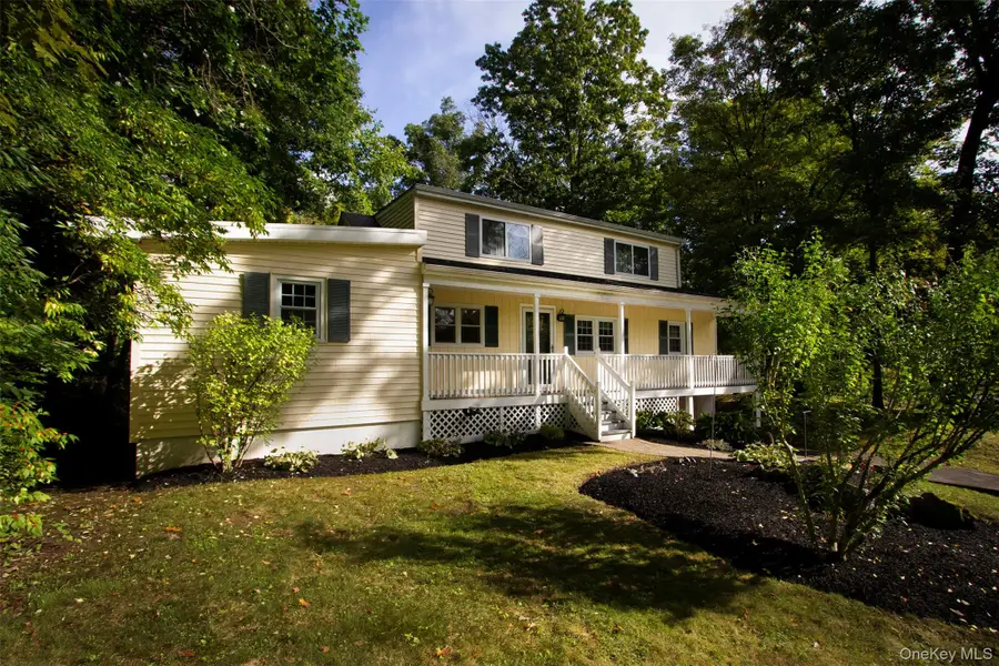 9 Horns Park Road, Hyde Park, NY 12538 - #2