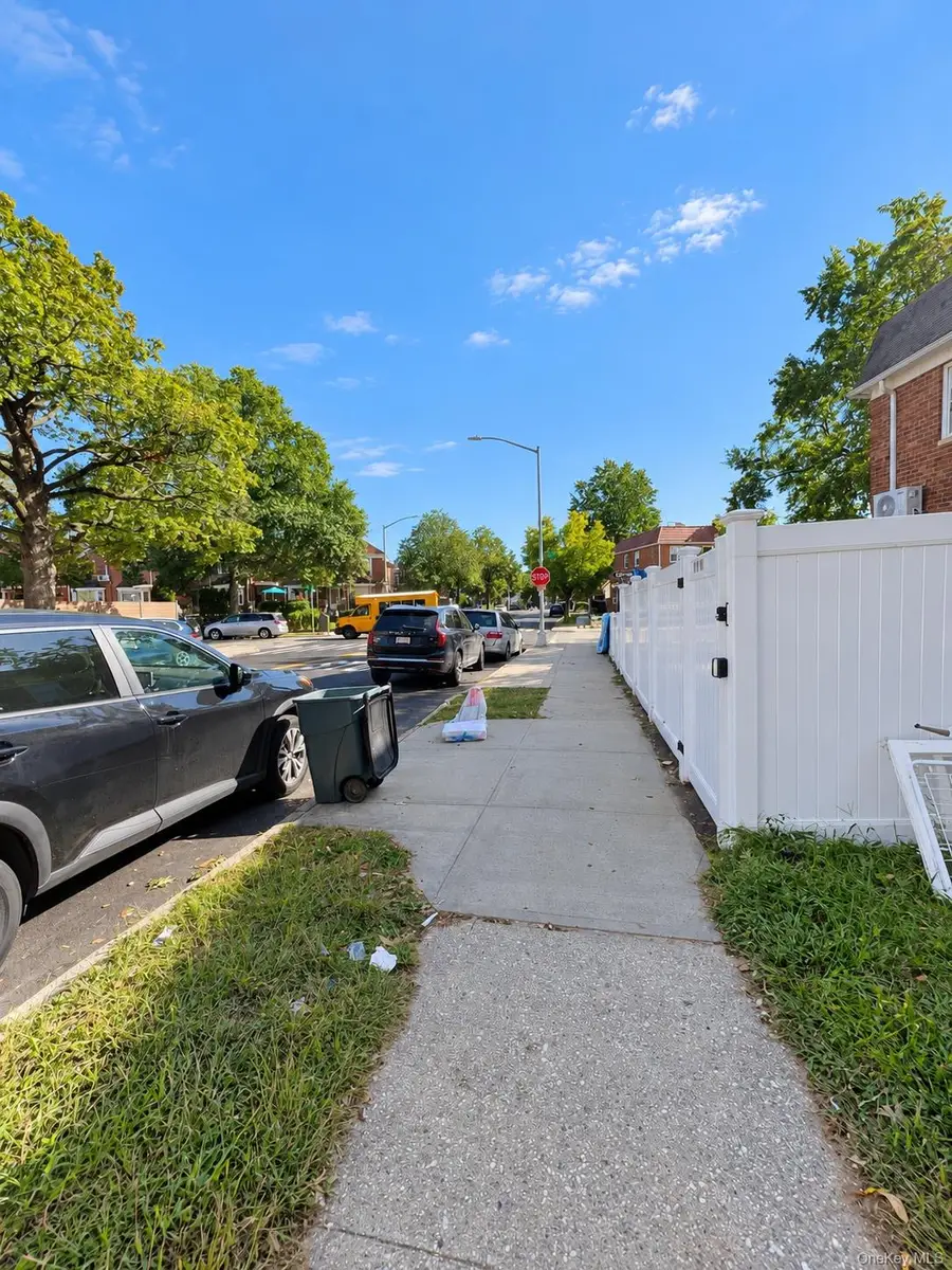 7012 141st Street, Flushing, NY 11367 - #3