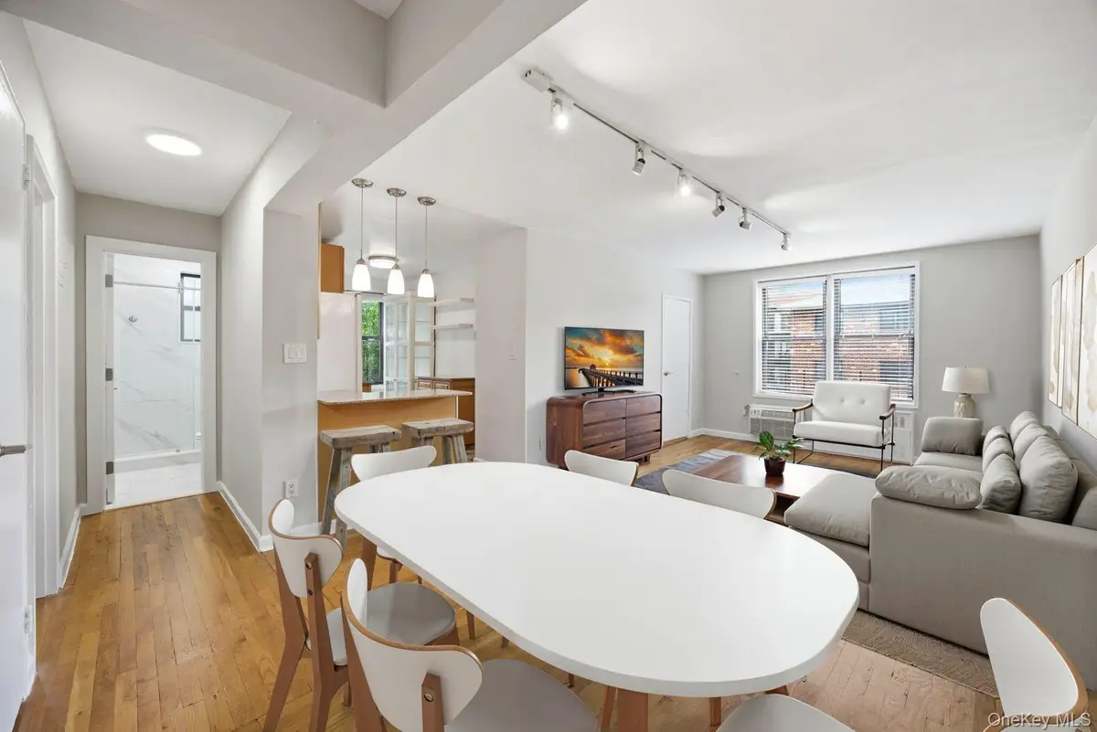 25-34 Crescent Street #2K, Astoria, NY 11102 - #1