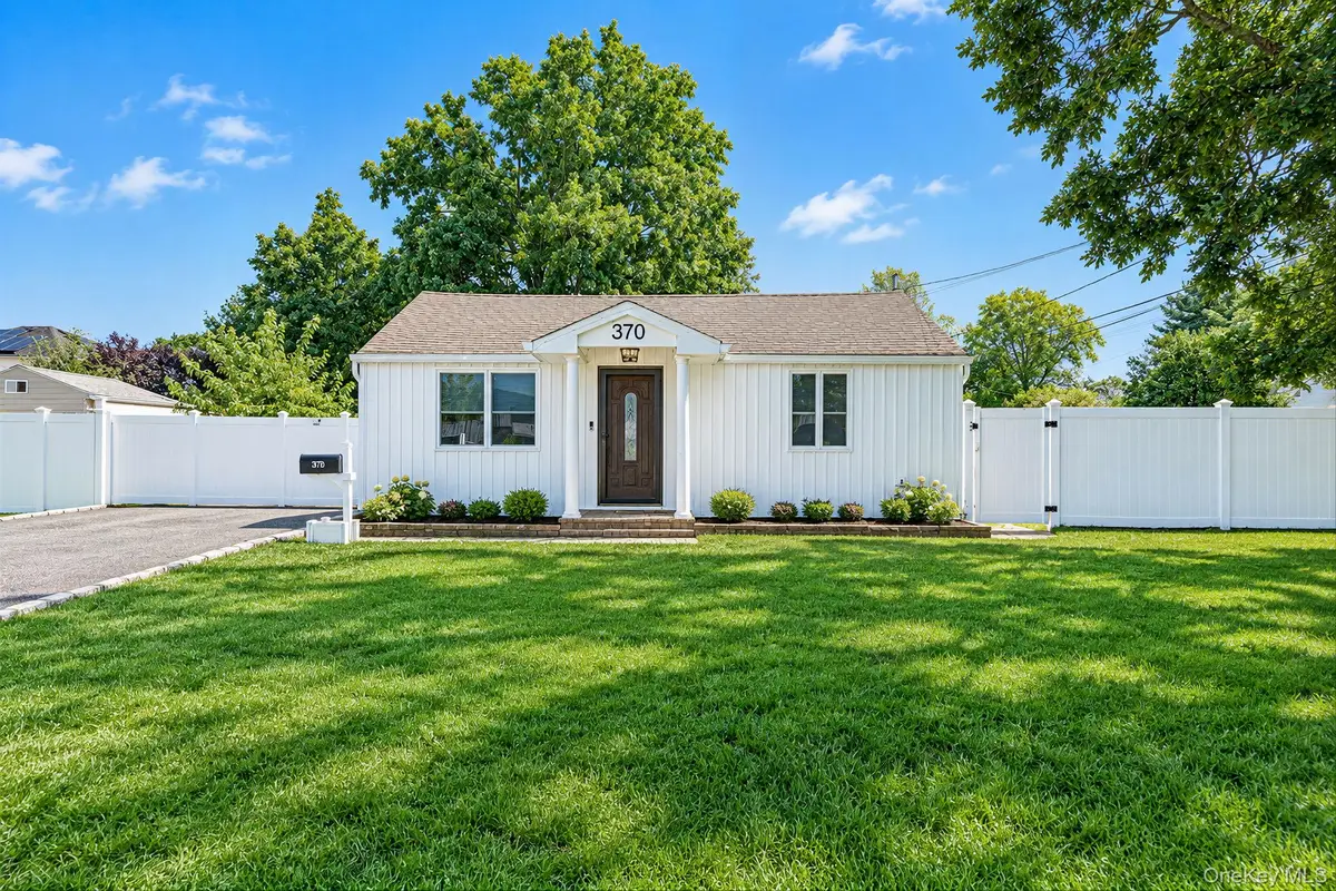 370 Grand Boulevard, Deer Park, NY 11729 - #1