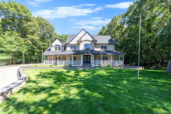 3 Dionne Court, Northport, NY 11768