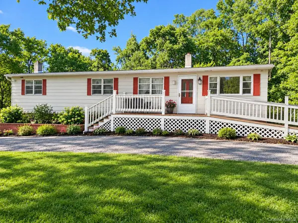 1836 State Route 52 Road, Walden, NY 12586