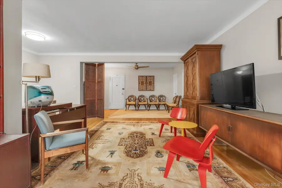 83-33 Austin Street #6G, Kew Gardens, NY 11415 - #3