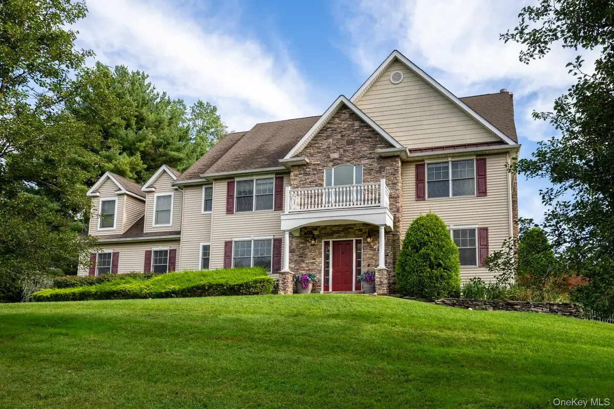2 Heritage Place, Tappan, NY 10983 - #1