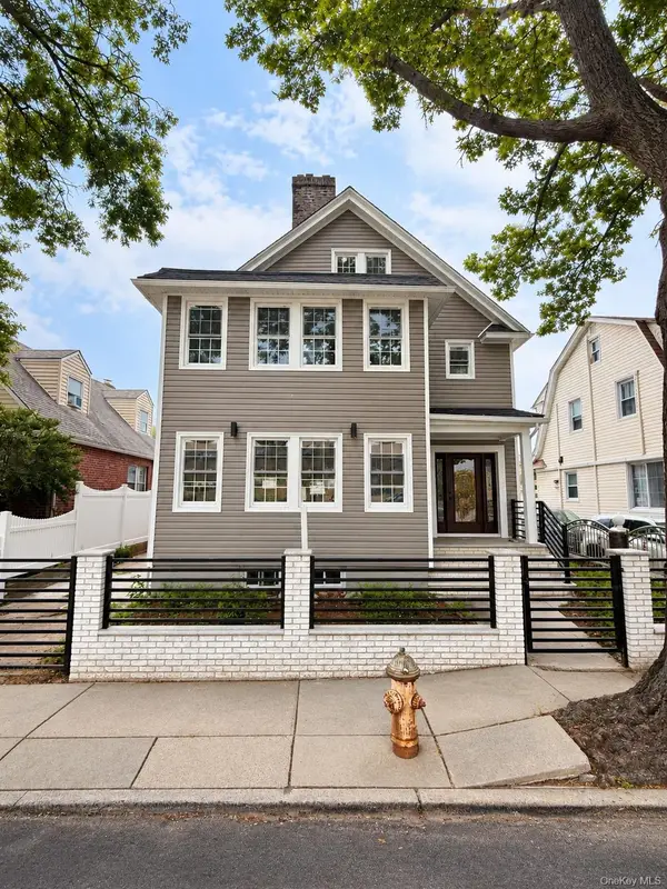 9264 Springfield Boulevard, Queens Village, NY 11428