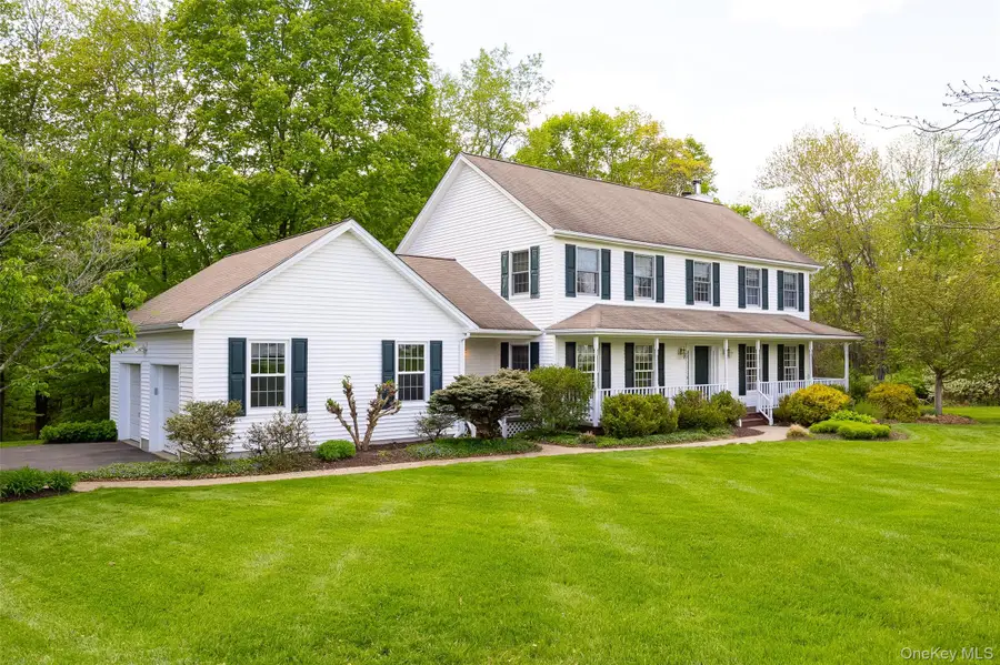76 Rockledge Drive, Pleasant Valley, NY 12569 - #2