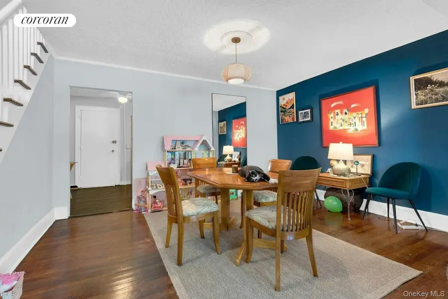 20-27 31 Street, Astoria, NY 11105 - #3