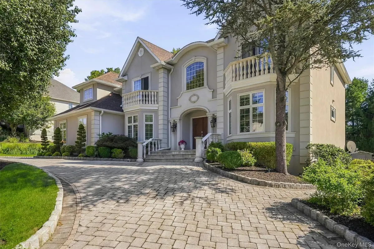 18 King Arthur Court, New City, NY 10956 - #1