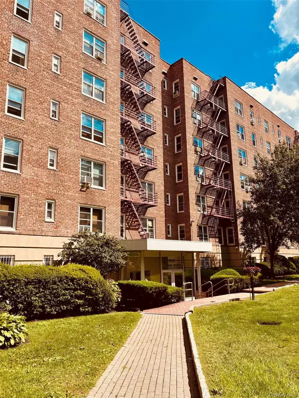 1300 Midland Avenue #A-65, Yonkers, NY 10704