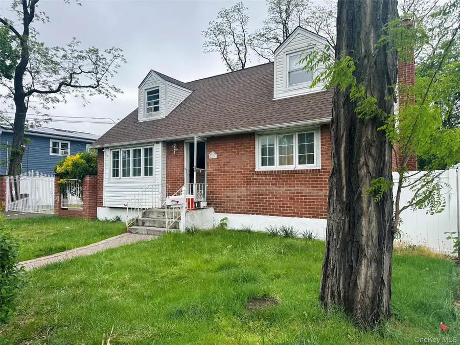 224 Park Avenue, Roosevelt, NY 11575 - #3
