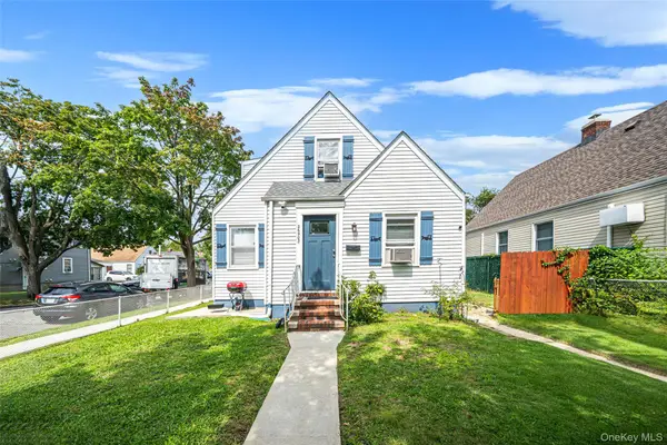 26903 Union Turnpike, New Hyde Park, NY 11040