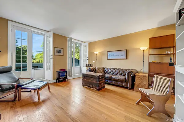 208 Centre Avenue #2A, New Rochelle, NY 10805